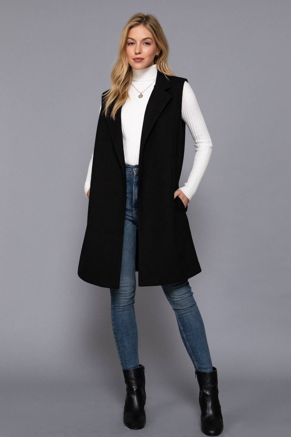 Women’ Sleeveless Vest