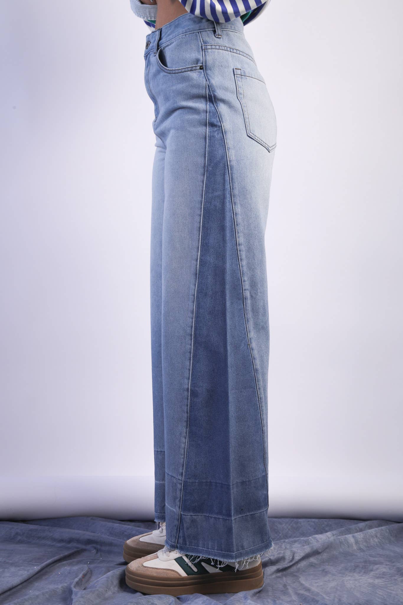 Wide-leg jeans