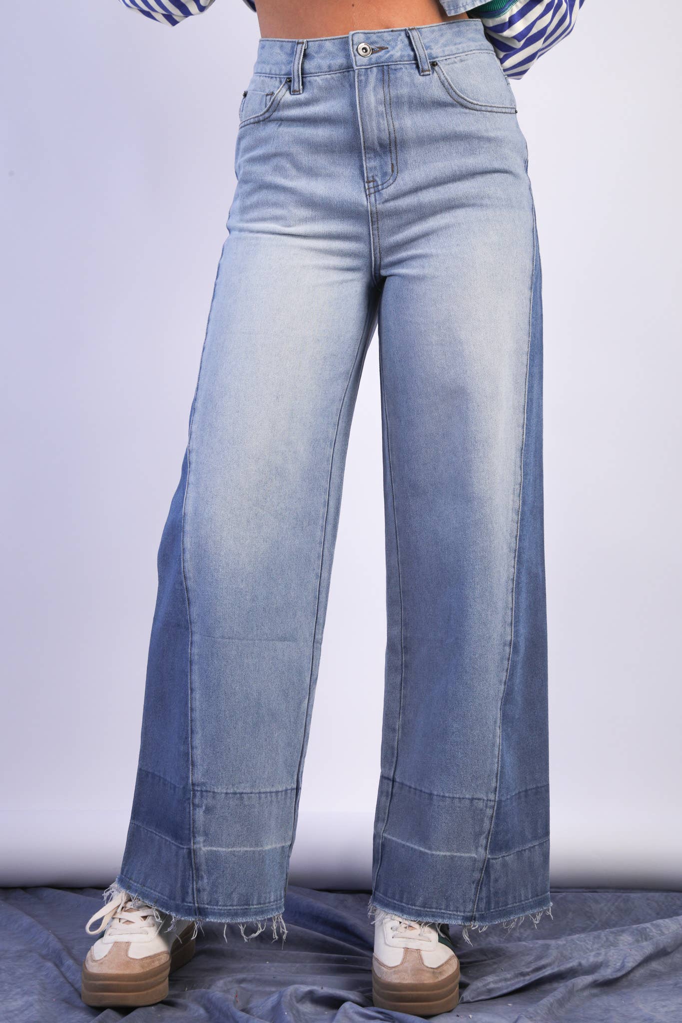 Wide-leg jeans - alternate view