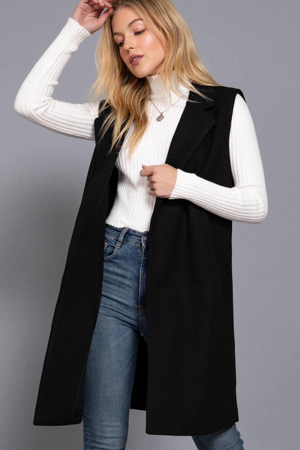 Women’ Sleeveless Vest - alternate view